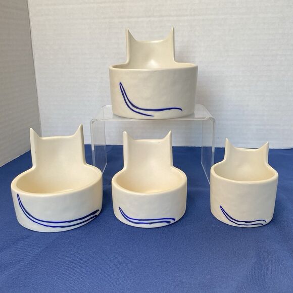 Anthropologie Set of 4 Cat Stoneware Nesting Measuring Cups by Kaye Blegvad - Picture 2 of 11